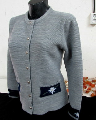 Jacheta din tricot`Floare de   colt`