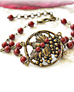 Bratara cu frunza si perle Swarovski bordo rezervata