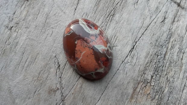 Cabochon flame jasper, 25x18 mm