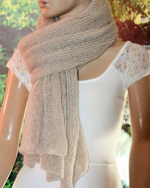 Fular  mohair beige auriu