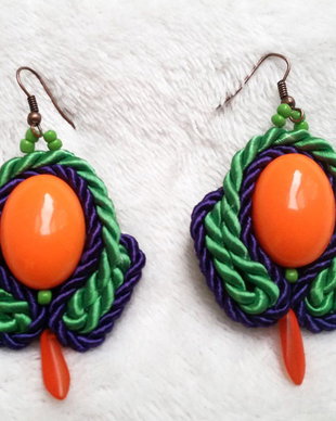 Cercei Soutache cu snur impletit si cabochon