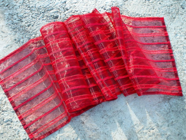 Organza rosie