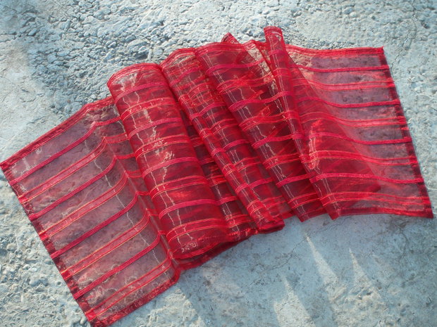 Organza rosie