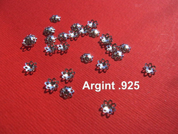 Capacel floare perforata din argint .925 rodiat aprox 6x1.5 mm