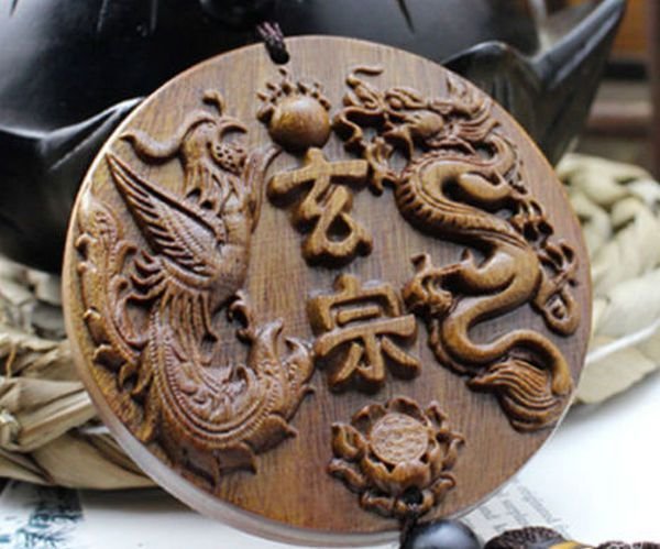 9898 - Pandantiv tip link, lemn sculptat, dragon si phoenix, 65mm