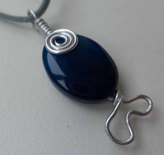 colier din sarma si agata albastra/colier talisman/colier unisex/pandantiv agata albastra - blue fish