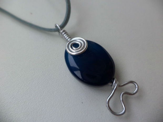 colier din sarma si agata albastra/colier talisman/colier unisex/pandantiv agata albastra - blue fish