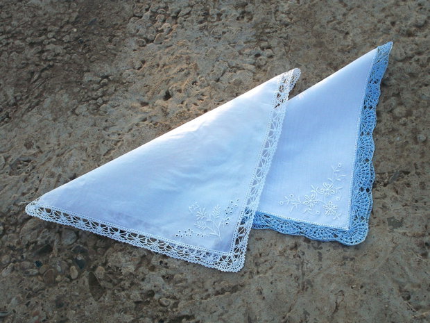 Accesorii dantelate