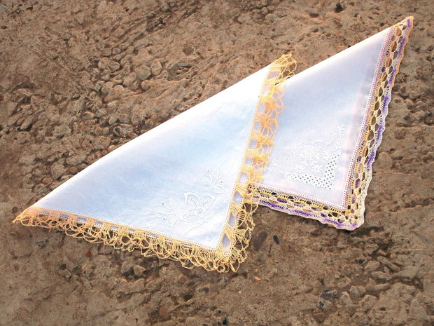 Accesorii dantelate2