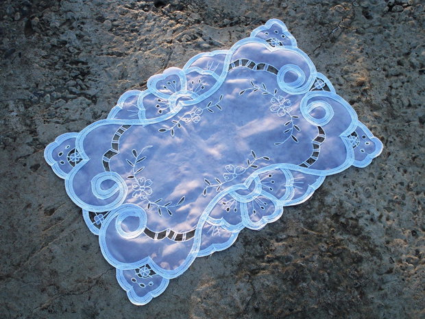 Broderie200