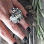 REZERVAT - Inel supradimensionat din argint 925 cu textura de ciocan si piatra bruta de pirita