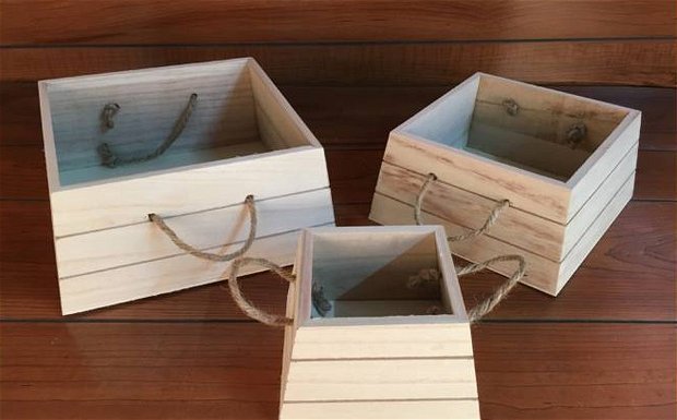 Set 3 cutii din lemn  cu maner din iuta