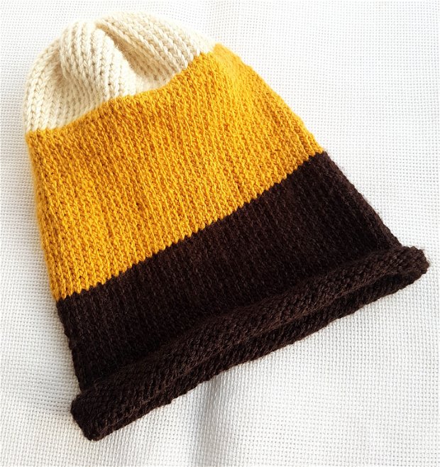 Caciula tricotata manual, Caciula unisex