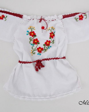 Bluza tip ie pentru copii, cu broderia impaslita
