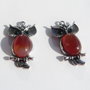 Pandantiv metalic bufnita cu cabochon din carneol aprox 41x22x8 mm