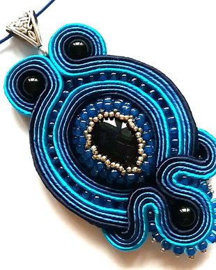 Pandantiv soutache albastru