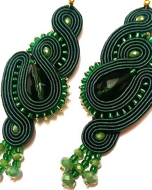 Cercei soutache verzi cu cristale