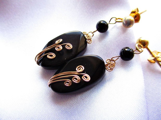 Cercei argint aurit, gold filled aur 12k si onix negru