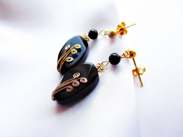 Cercei argint aurit, gold filled aur 12k si onix negru