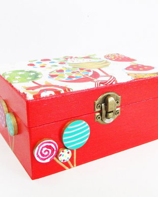 Cutie pentru bijuterii Cake pops, cutie bijuterii Craciun, cutie bijuterii rosie, cutie bomboane