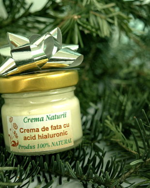 Crema pentru ten matur 30 + cu acid hialuronic pur si castravete bio