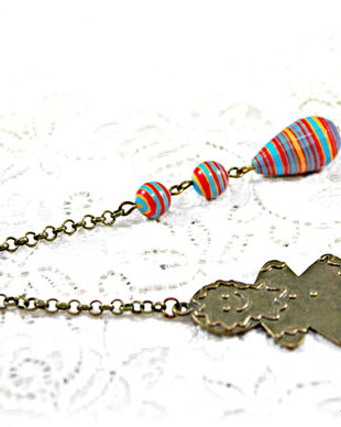 Semn de carte cu fetita de turta dulce si compozit multicolor