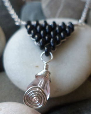 Colier din margele superduo si lacrima de cristal - pink&black