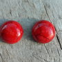 Cabochon howlite de sinteza rosu, 12 mm (2 buc)