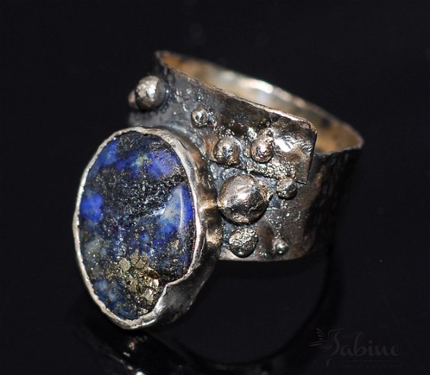 Inel argint 925 cu pirita in lapis lazuli, natural, inel organic, inel brut, inel statement