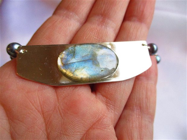 Colier argint, perle de cultura verzi-albastre si pandant masiv argint si labradorit albastru
