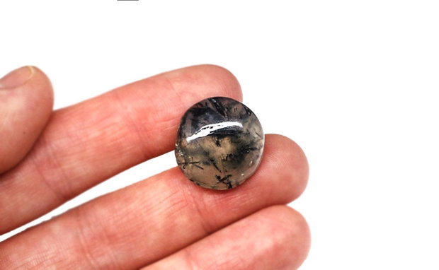 Cabochon  prehnit  turmaliant