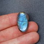 Cabochon Labradorit  Oval / 17.4 carate / IBN 0002