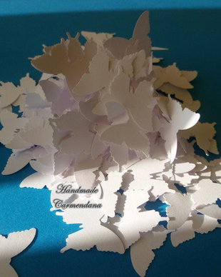 Confetti fluturi