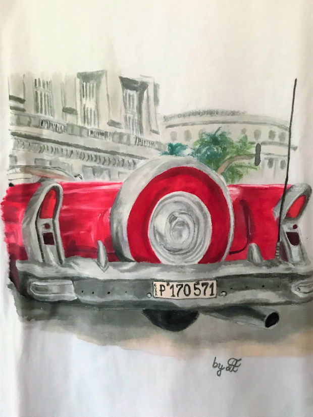 Tricou pictat "Red car - Cuba"