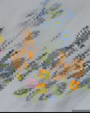 Fata de masa cu iepurasi