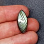 Cabochon Labradorit Marchiza flashy verde galbui - IBN0010