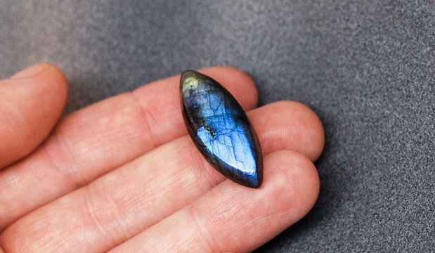 Cabochon Labradorit Marquise - IBN0001