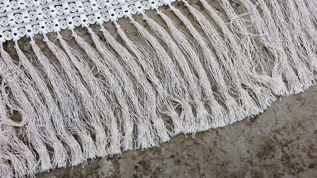 Broderie cu franjuri