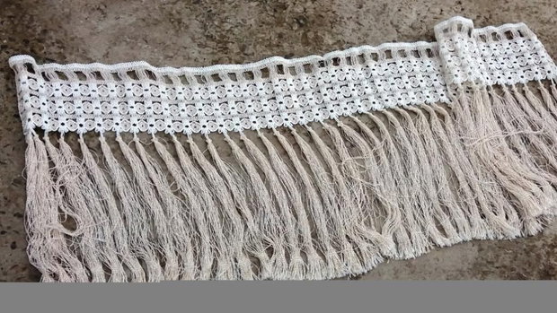 Broderie cu franjuri