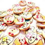 Nasturi din lemn cu model cupcakes