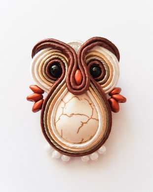 Brosa soutache bufnita