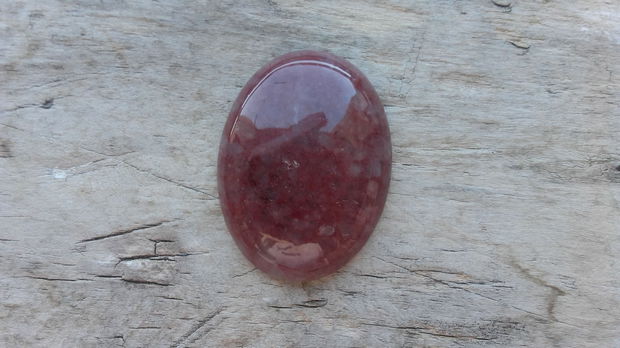 Cabochon cuart strawberry, 40x30 mm