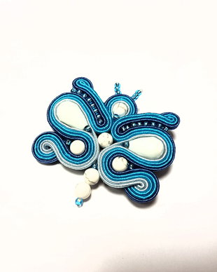 Brossa soutache fluture alb-turcoaz