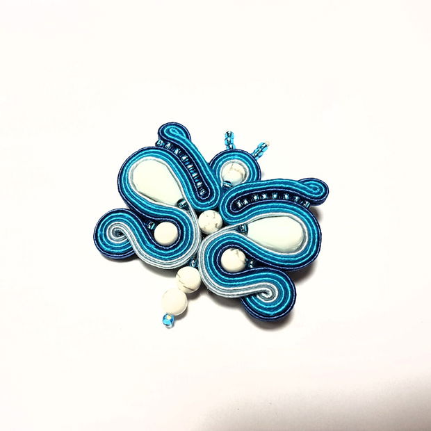 Brossa soutache fluture alb-turcoaz