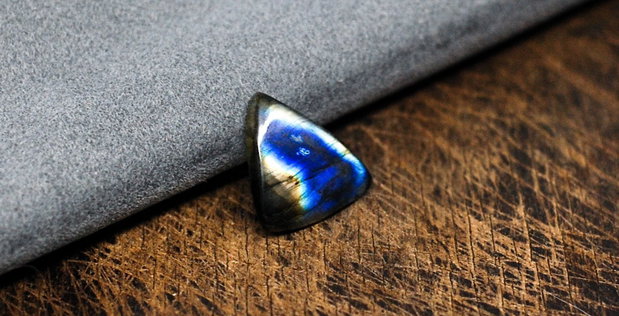 Cabochon Labradorit flashy - Superb - IBN0044
