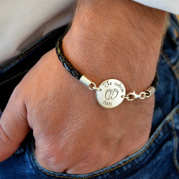 Shelling Canada eternally Te iubim Tati - bratara barbateasca - snur impletit piele 4mm - banut argint personalizat | Breslo Shelling Canada eternally Te iubim Tati - bratara barbateasca - snur impletit piele 4mm - banut argint personalizat | Breslo