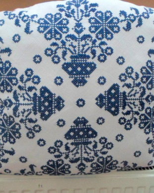 pernuta decor cusaturi traditionale