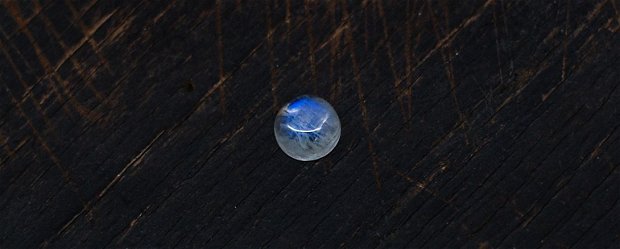 Moonstone albastru - calitate AAA - 9 mm