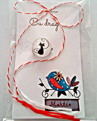 Brosa martisor cabochon sticla 14mm pisicuta