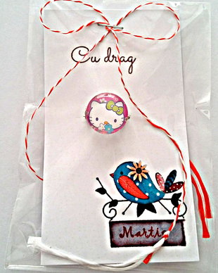 Brosa martisor cabochon sticla 14mm Hello Kitty